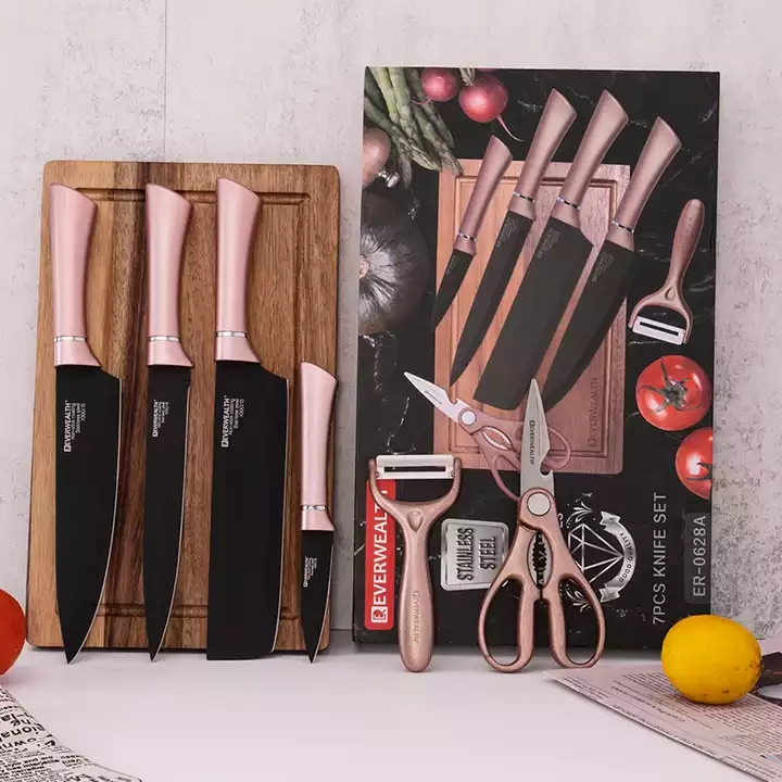 Vente chaude coffret cadeau 7 pièces ustensiles de cuisine acier inoxydable couteau à lame noir set avec plaque de coupe 